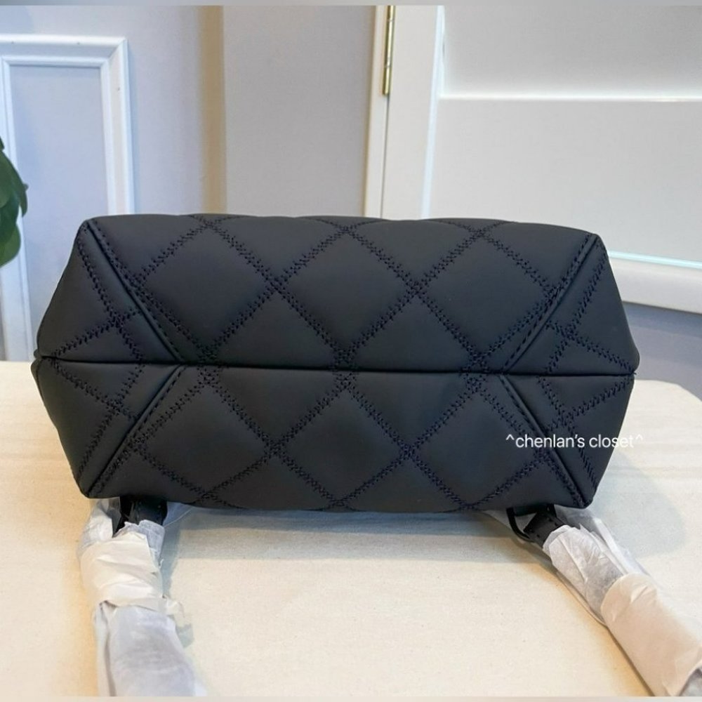 🔥NeW! $658 Tory Burch Willa Matte Backpack - Picture 8 of 11